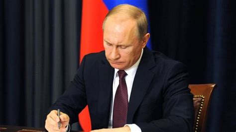 Putin sfida l'Aia, visita confermata in Mongolia: rischia l'arresto .